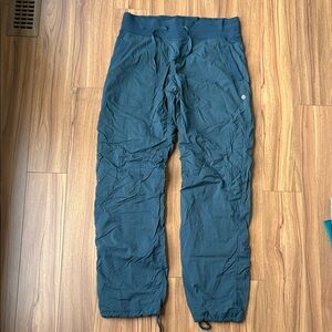 Women’s  Athletic Pants